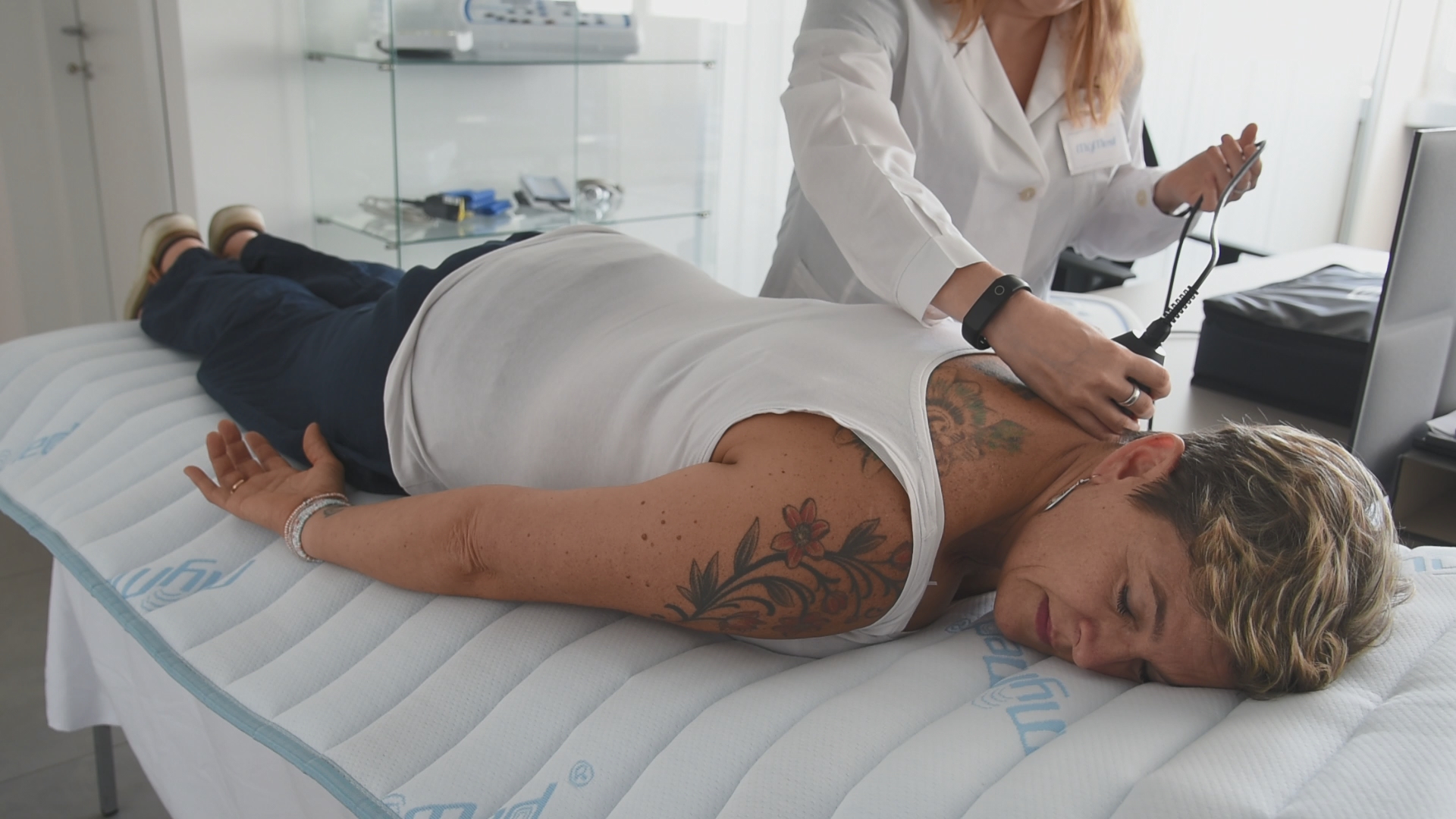 dottore e magnetoterapia background